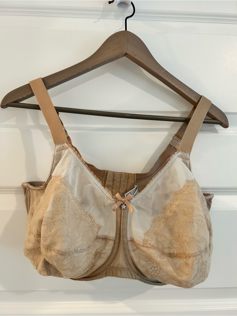 Wacoal Retro Chic Full Figure Underwire Bra Tan Size 40I